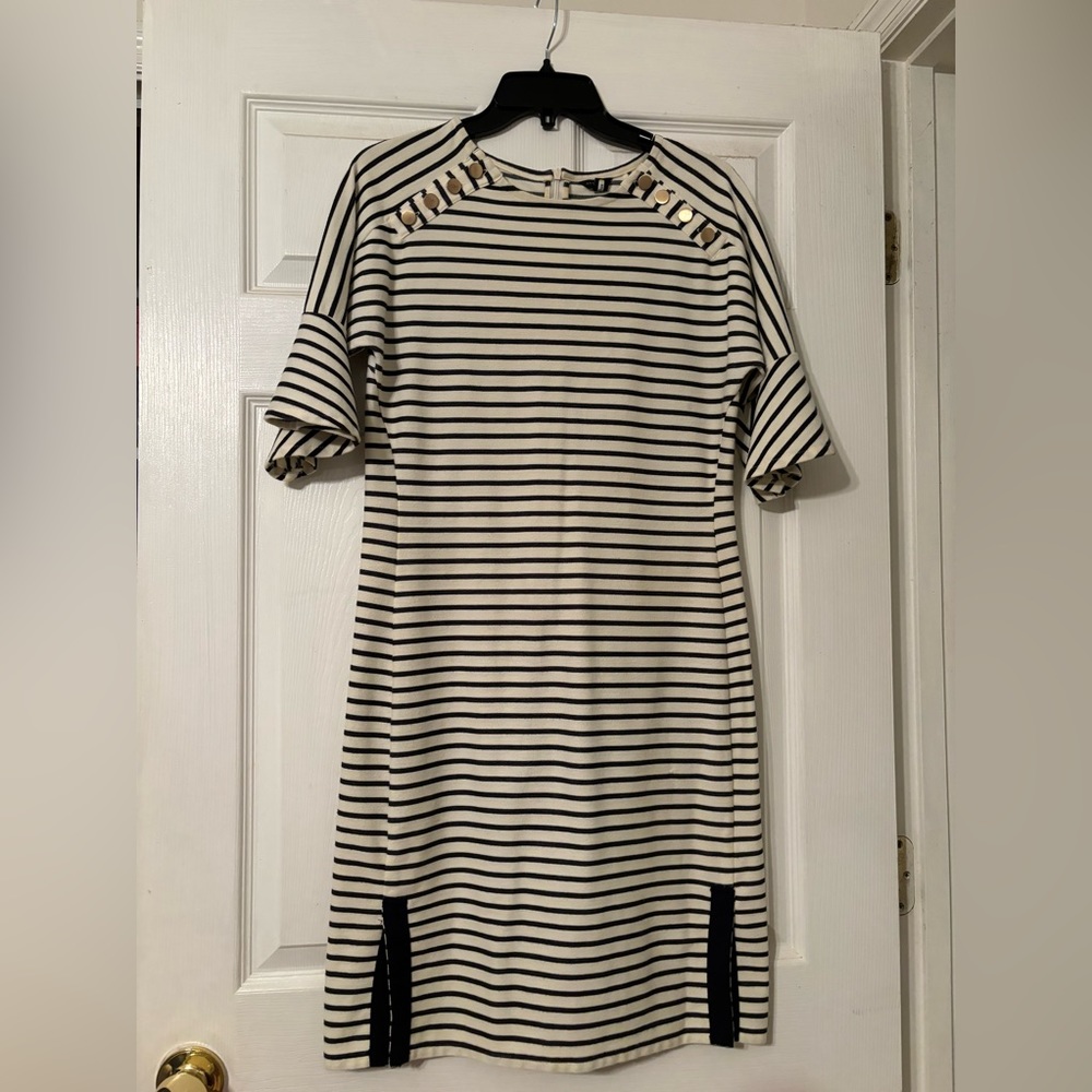 Ann Taylor navy and white